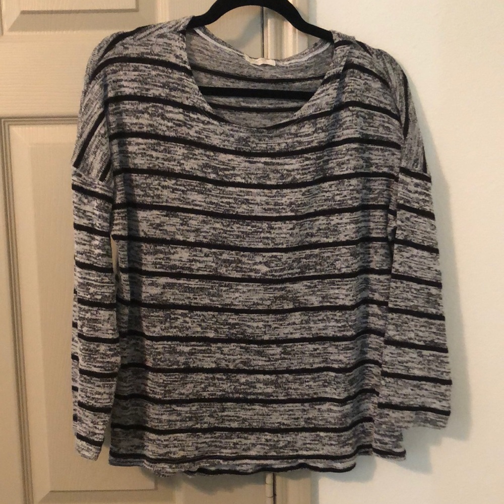 Light Striped Scoop Neck Sweater